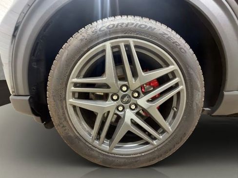 Used 2025 Ford Explorer ST AWD/4WD image 25