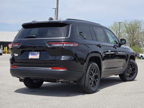 New 2026 Jeep Grand Cherokee L 4WD image 18