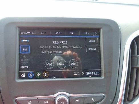 Used 2019 Chevrolet Equinox LT image 10