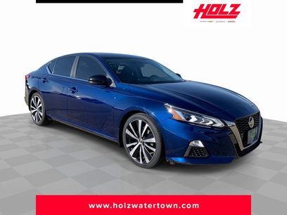 Used 2019 Nissan Altima 2.5 SR w/ SR Premium Package
