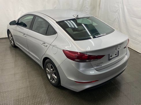 Used 2018 Hyundai Elantra SEL image 7