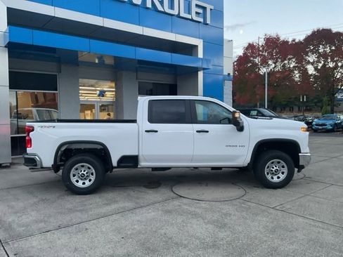 New 2026 Chevrolet Silverado 3500 W/T image 11