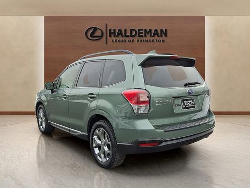 Used 2017 Subaru Forester 2.5i Touring image 4