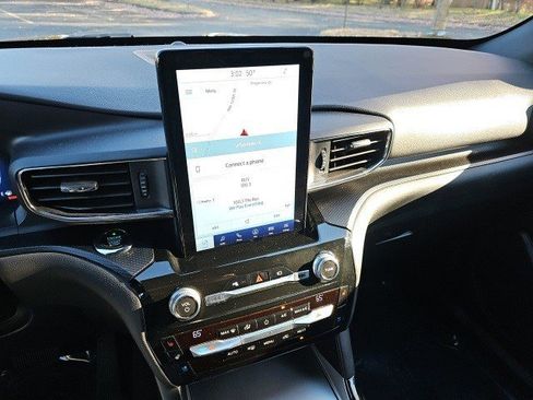 Used 2021 Ford Explorer ST w/ Equipment Group 401A image 24