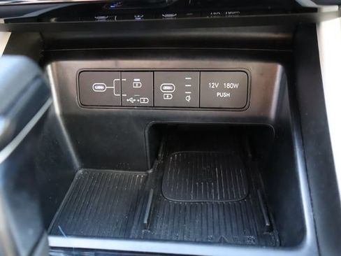 Used 2025 Hyundai Tucson SEL FWD image 35