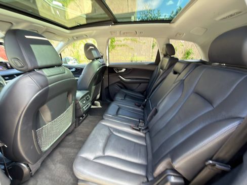 Used 2018 Audi Q7 3.0T Premium Plus AWD/4WD image 17