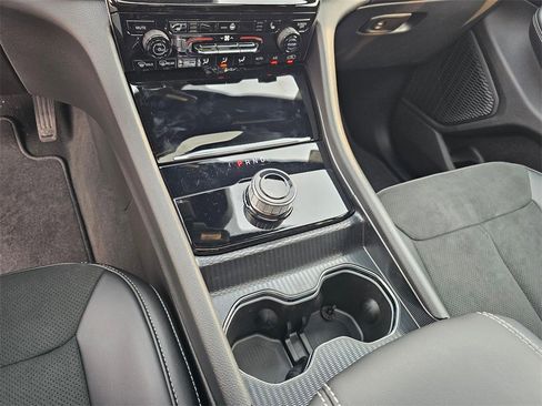 New 2025 Jeep Grand Cherokee Altitude image 22