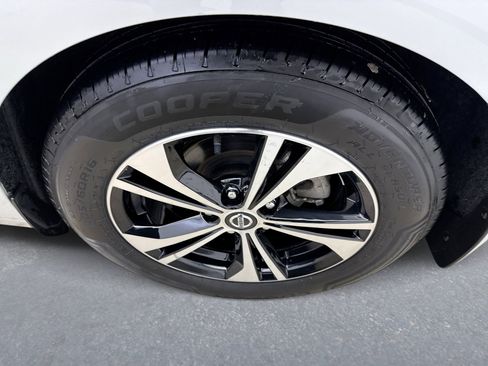 Used 2022 Nissan Sentra SV w/ Electronics Package image 20