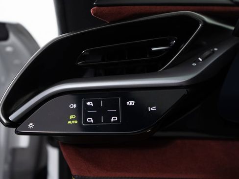 Certified 2024 Ferrari SF90 Spider image 29