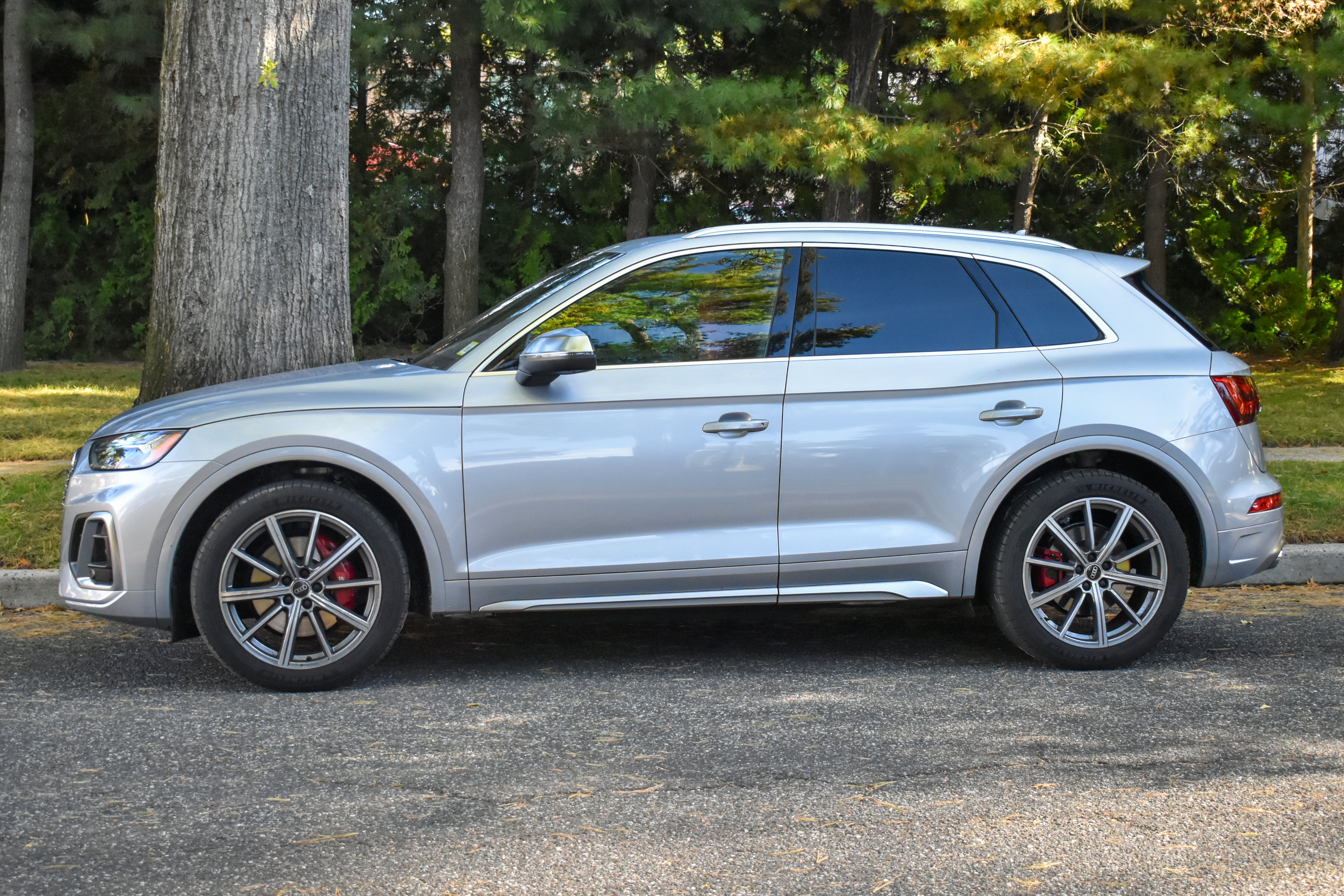 Used 2021 Audi SQ5 Premium Plus w/ Premium Plus Package AWD/4WD image 5