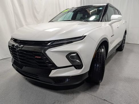 Certified 2023 Chevrolet Blazer RS w/ Driver Confidence II Package AWD/4WD image 8