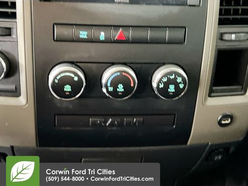 Used 2012 RAM 1500 Express w/ ST Popular Equipment Group AWD/4WD image 9