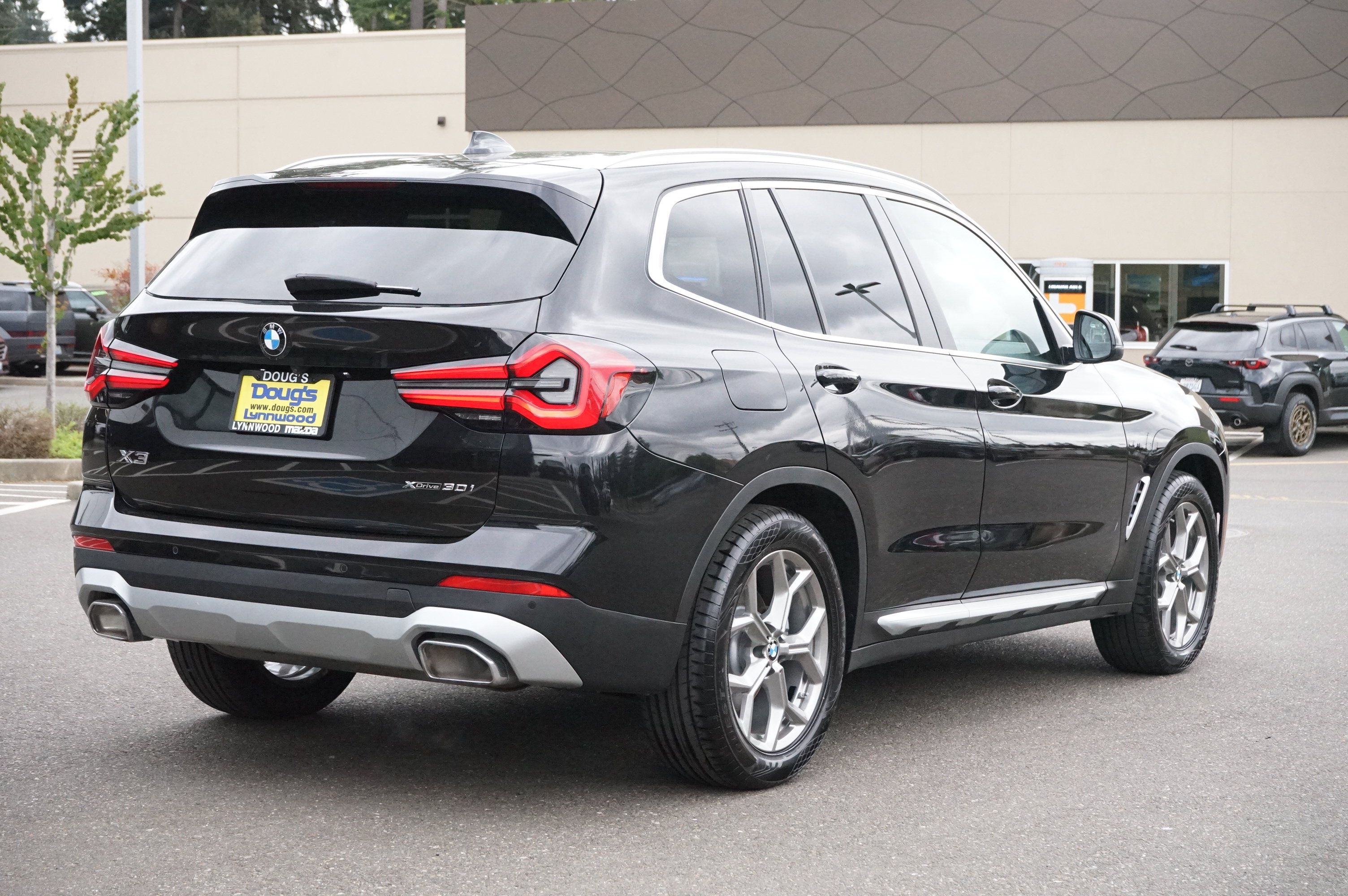 Used 2022 BMW X3 xDrive30i AWD/4WD image 3