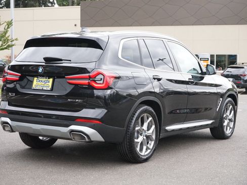 Used 2022 BMW X3 xDrive30i AWD/4WD image 3