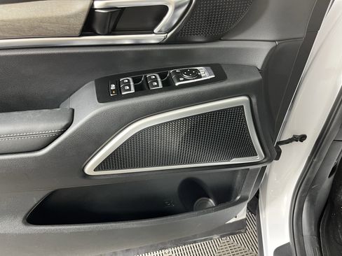 Used 2022 Kia Telluride EX image 14