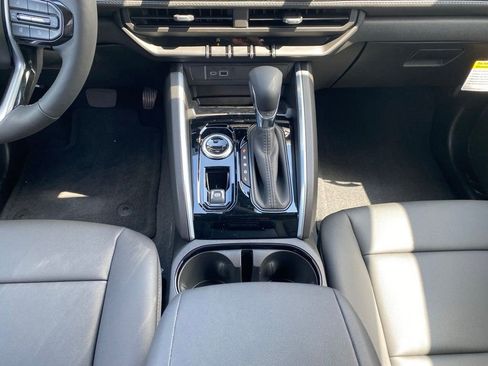 New 2025 Chevrolet Colorado LT w/ LT Convenience Package image 15