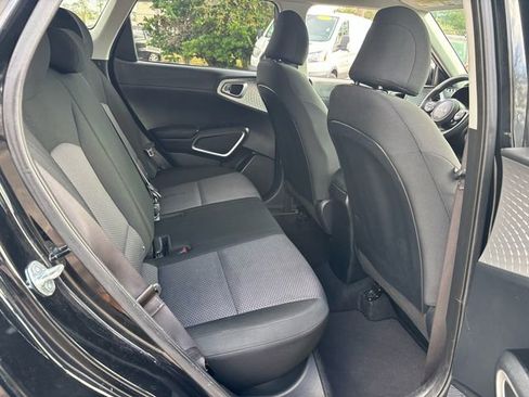 Used 2024 Kia Soul LX w/ Option Group 015 image 19