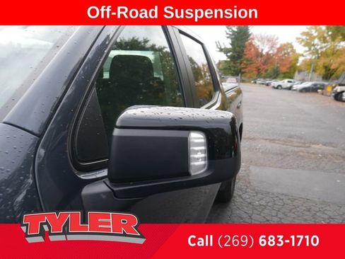 Used 2022 Chevrolet Silverado 1500 RST image 11