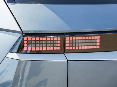 New 2026 Hyundai Ioniq 5 SEL RWD image 10