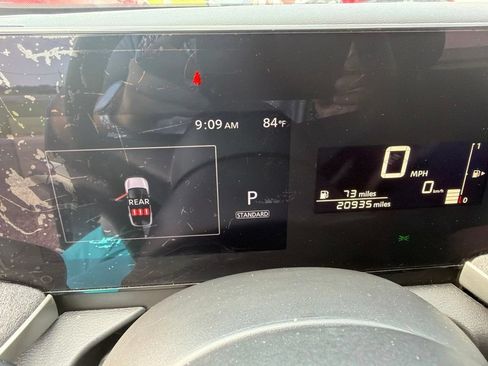 Used 2025 Nissan Kicks SV FWD image 16