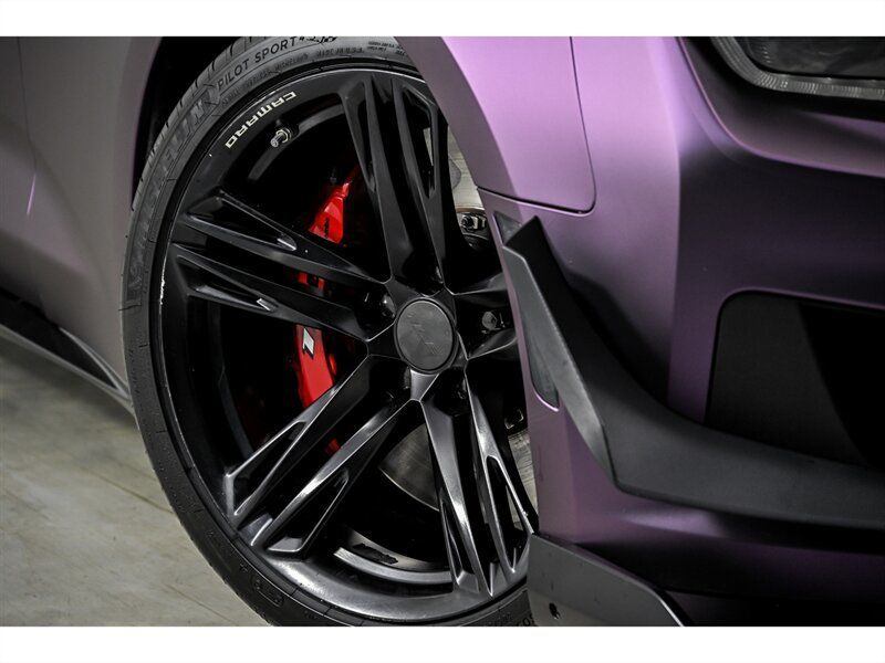 Used 2018 Chevrolet Camaro ZL1 RWD image 3