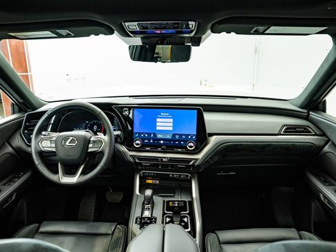 Certified 2025 Lexus TX 350 AWD w/ Technology Package image 4