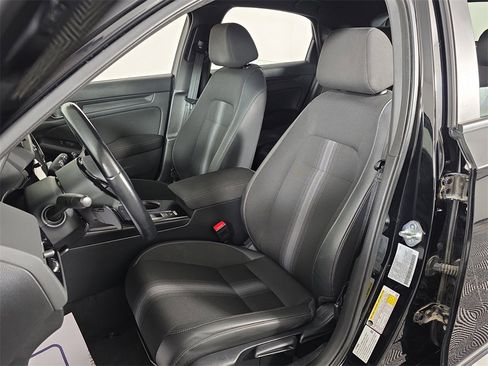 Used 2024 Honda Civic Sport image 16