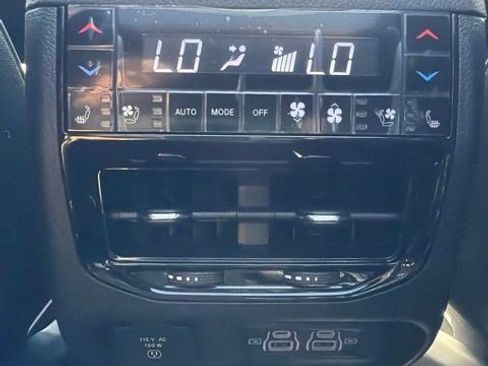 Used 2025 Jeep Grand Cherokee L Summit AWD/4WD image 26