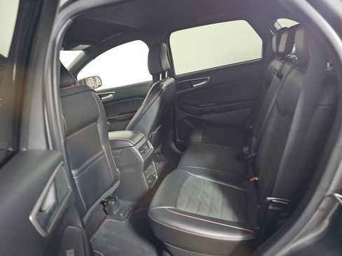 Used 2022 Ford Edge ST-Line AWD/4WD image 8