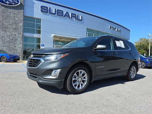 Used 2020 Chevrolet Equinox LT image 2