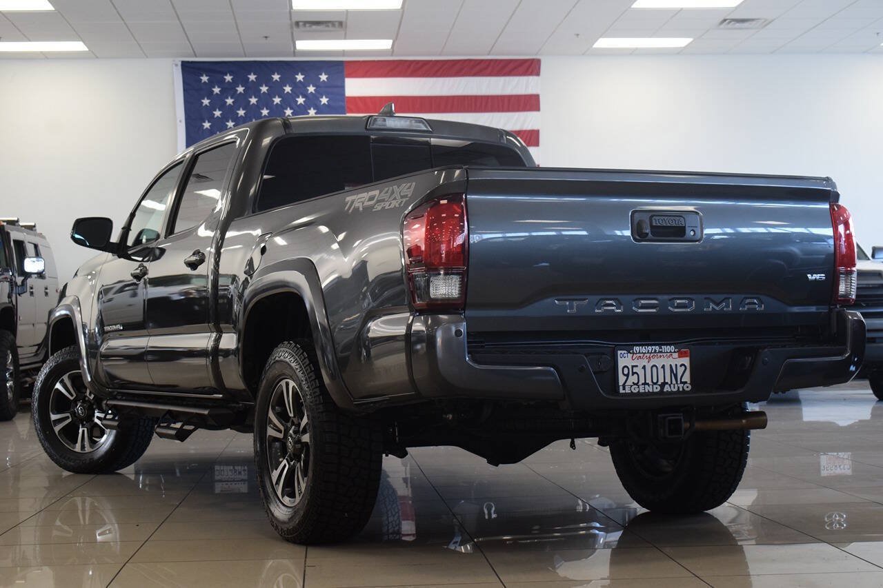 Used 2019 Toyota Tacoma TRD Sport w/ Technology Package AWD/4WD image 5