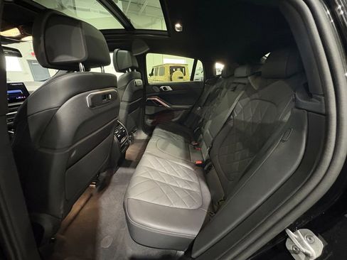 Used 2024 BMW X6 xDrive40i image 38