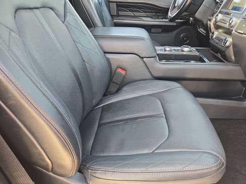 Used 2020 Ford Expedition Platinum AWD/4WD image 21