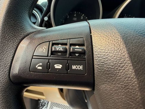 Used 2010 MAZDA MAZDA3 i Sport FWD image 19