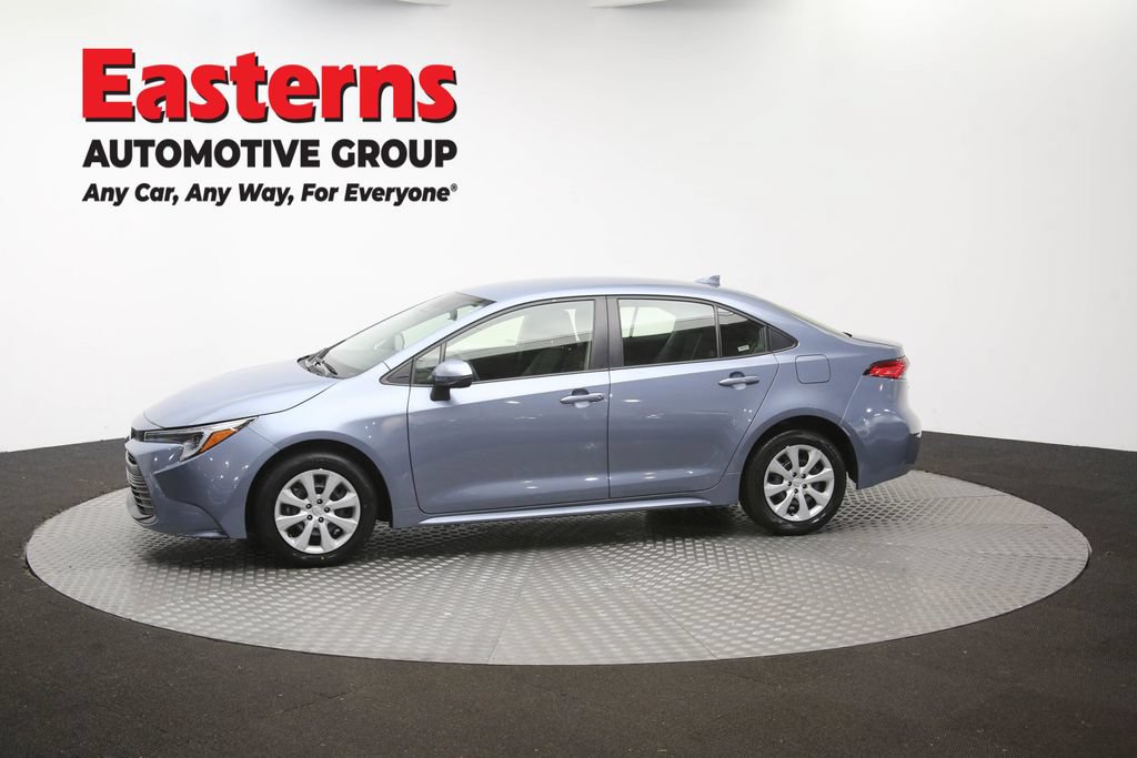 Used 2025 Toyota Corolla LE FWD image 53