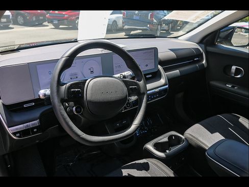 Certified 2024 Hyundai Ioniq 5 SEL RWD image 39