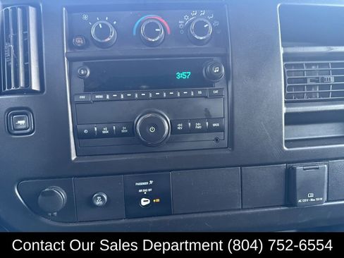 Used 2022 GMC Savana 2500 w/ Driver Convenience Package image 19