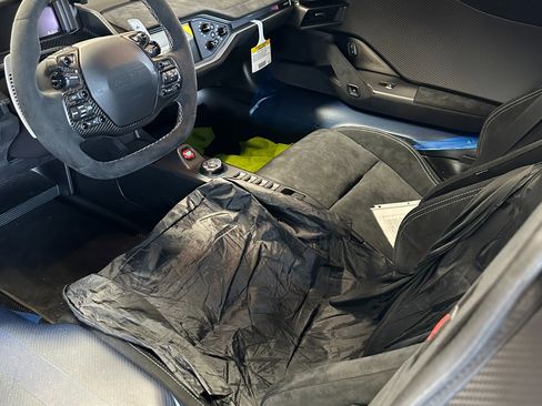 Used 2019 Ford GT image 7