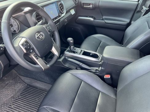 Used 2023 Toyota Tacoma Limited w/ Black Out Package (TMS) image 10