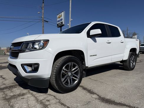 Used 2020 Chevrolet Colorado LT w/ Luxury Package image 3