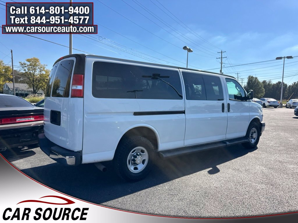 Used 2019 Chevrolet Express 3500 LT w/ LT Preferred Equipment Group RWD image 7