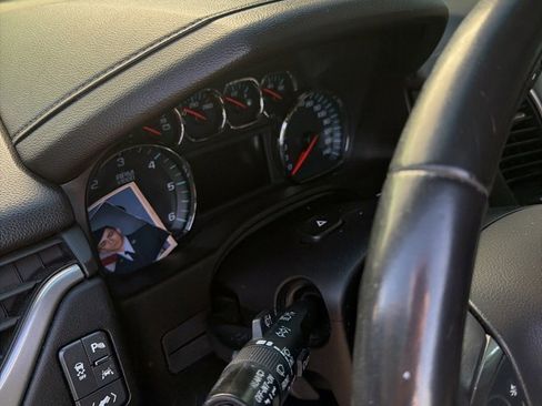 Used 2019 Chevrolet Tahoe LT w/ Max Trailering Package image 9