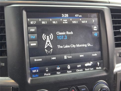 Used 2018 RAM 1500 Limited image 27