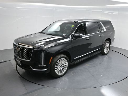 Used 2025 Cadillac Escalade ESV Premium Luxury image 67