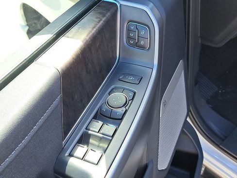 New 2026 Ford F350 Lariat w/ Black Appearance Package image 23