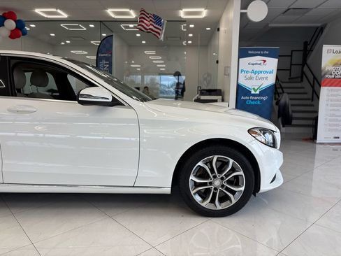 Used 2016 Mercedes-Benz C 300 4MATIC Sedan image 9
