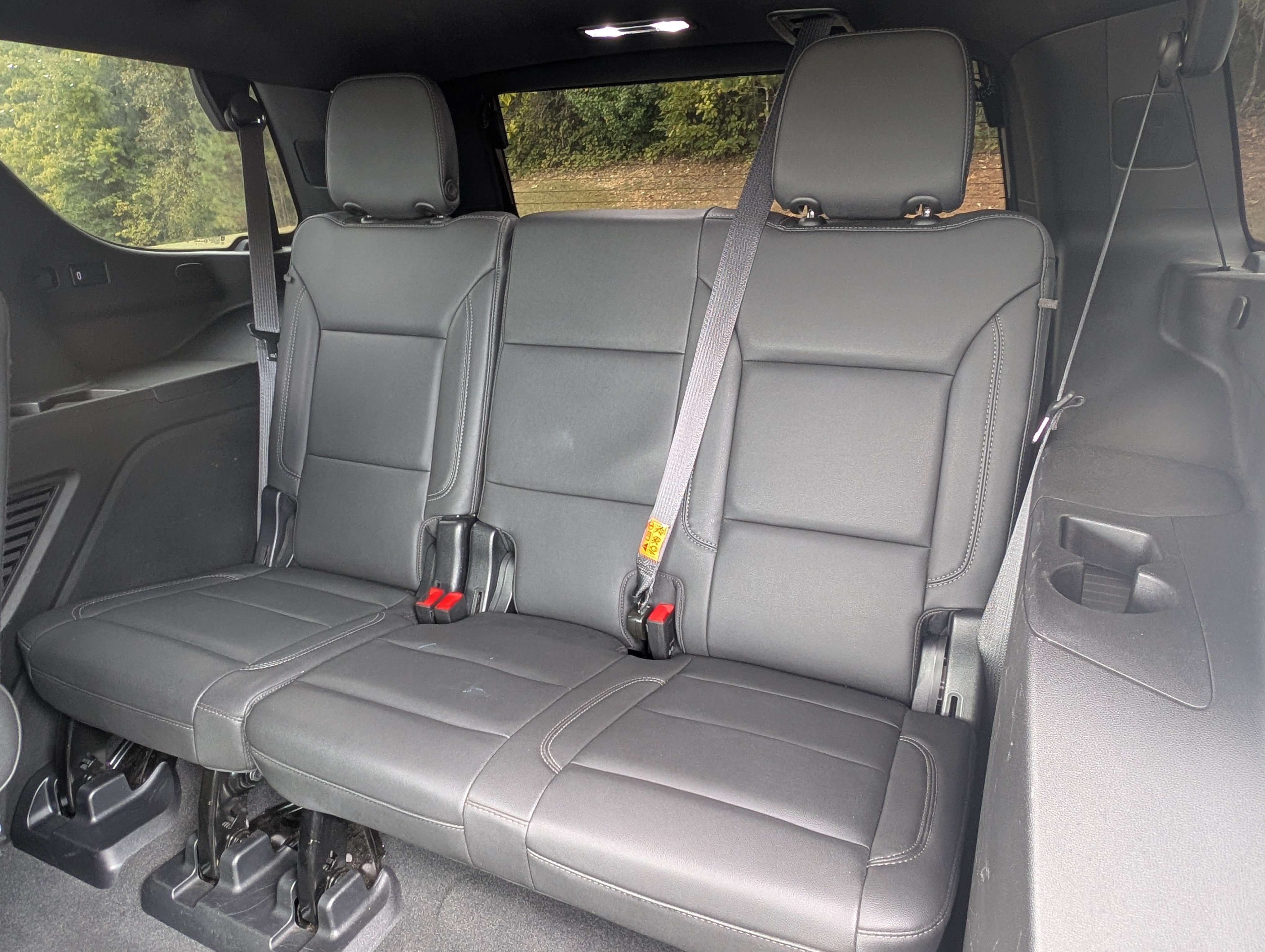 Used 2023 Chevrolet Tahoe LT w/ Luxury Package RWD image 18