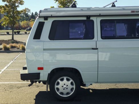 Used 1989 Volkswagen Vanagon GL image 10