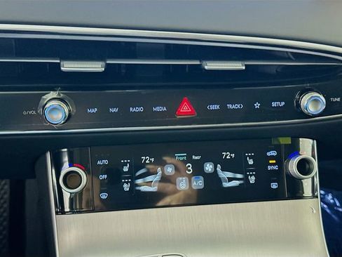 New 2026 Genesis GV70 2.5T Advanced image 14