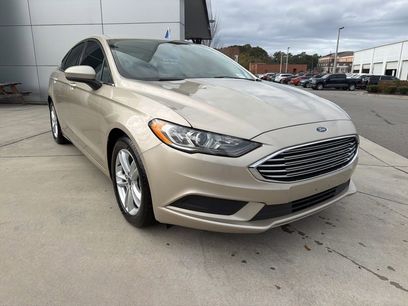 Used 2018 Ford Fusion SE w/ Fusion SE Technology Package